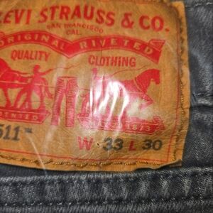 Mens og 51 levis